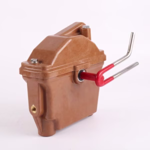 oil arc extinguishing chamber for outdoor load switches